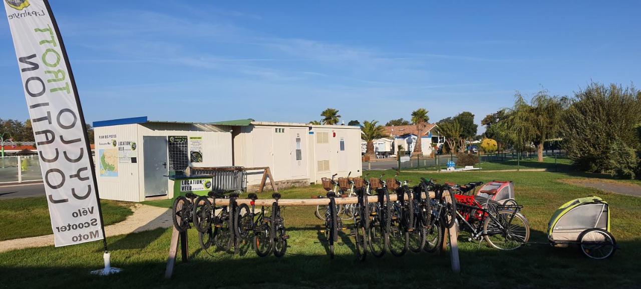 Mobilhome climatisé-2ch-terrasse chauffée-camping Les Charmettes Les Mathes Exterior foto